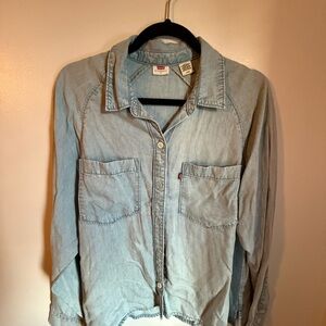 Levi's Classic Light Wash Jean Jacket